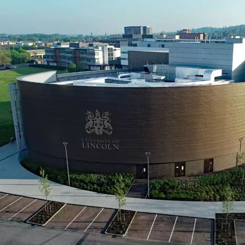 Placing the Chief Marketing Officer at the University of Lincoln